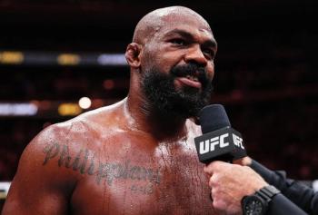 Jon Jones répond sèchement à Tom Aspinall après ses plaintes sur son inactivité et l’attente du combat