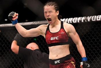 Zhang Weili déclare vouloir affronter Valentina Shevchenko plutôt que défendre sa ceinture poids pailles