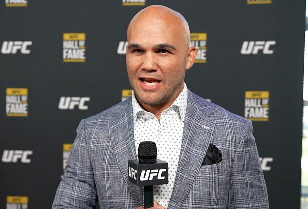 Robbie Lawler entre dans l’histoire avec une double intronisation au Hall of Fame de l’UFC