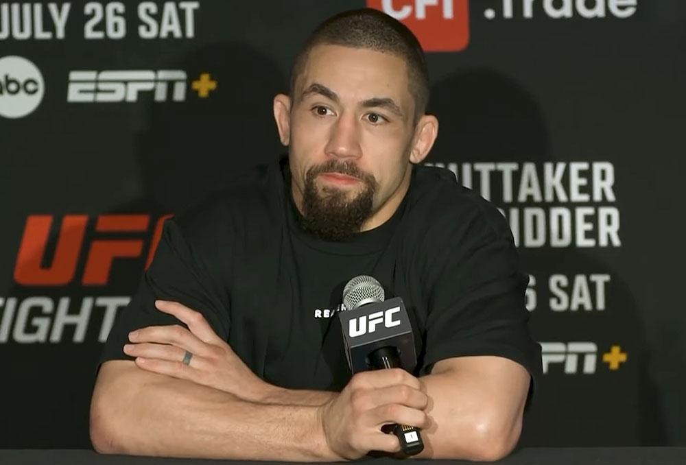 Robert Whittaker face à Reinier de Ridder : un adversaire qu'il avait déjà repéré pour le main event de l'UFC Abu Dhabi