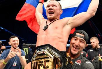 Petr Yan salue la carrière de Dustin Poirier et analyse sa retraite après sa défaite face à Max Holloway lors de l'UFC 318 | Abu Dhabi