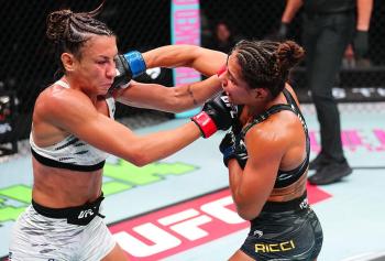 Tabatha Ricci triomphe d'Amanda Ribas par TKO grâce à un puissant coup de coude lors de l'UFC Abu Dhabi