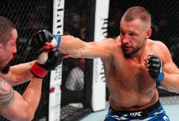Reinier de Ridder s'impose face à Robert Whittaker par décision partagée lors du main event de l'UFC Abu Dhabi