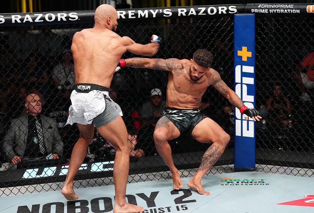 Christian Leroy Duncan s'impose par TKO contre Eryk Anders lors de la carte principale de l'UFC on ESPN 72