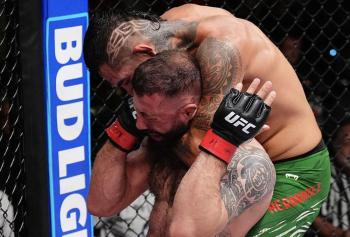 Anthony Hernandez étouffe Roman Dolidze avec une stratégie implacable et le soumet au quatrième round | UFC on ESPN 72