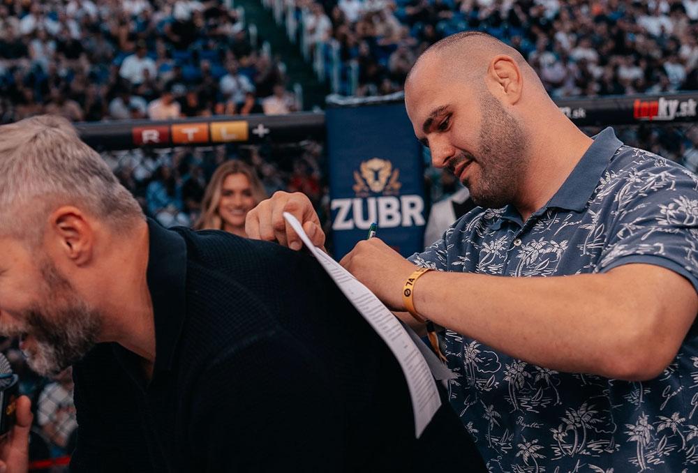 L'ancien combattant de l'UFC Martin Buday signe avec l'OKTAGON MMA