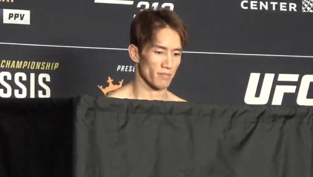 UFC 319 - La pesée : résultats, vidéos, faceoffs | Chicago