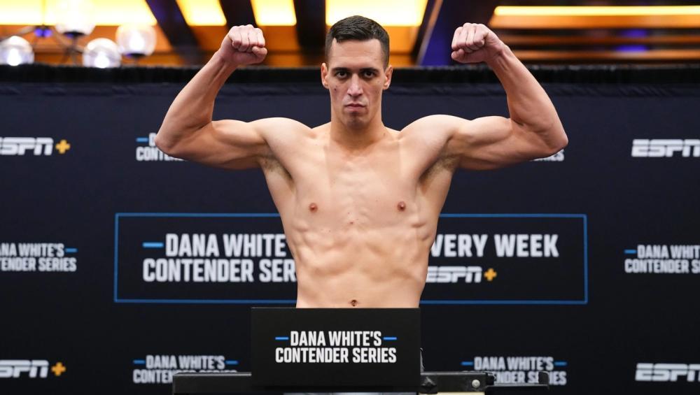 L'invaincu Dani Barbir met son bilan parfait en jeu face au redoutable finisseur Mantas Kondratavicius | DWCS 83