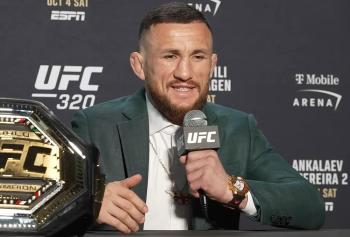 Merab Dvalishvili maintient son objectif : il compte bien mettre Cory Sandhagen KO debout | UFC 320