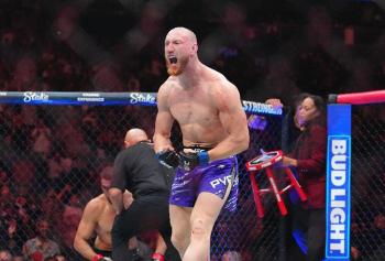 Joe Pyfer enchaîne une troisième victoire en finalisant Abus Magomedov dans le second round | UFC 320