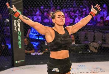 Bia Mesquita, légende du jiu-jitsu, se lance à la conquête de l'UFC | UFC Rio de Janeiro