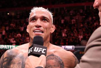 Après sa victoire sur Mateusz Gamrot, Charles Oliveira défie Max Holloway pour le titre BMF | UFC Rio de Janeiro