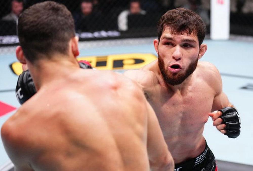 Nurullo Aliev surclasse Shem Rock debout et conserve son invincibilité en carrière | UFC Qatar