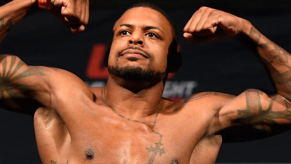Alexander Hernandez vise une quatrième victoire consécutive face au vétéran Michael Johnson | UFC 314