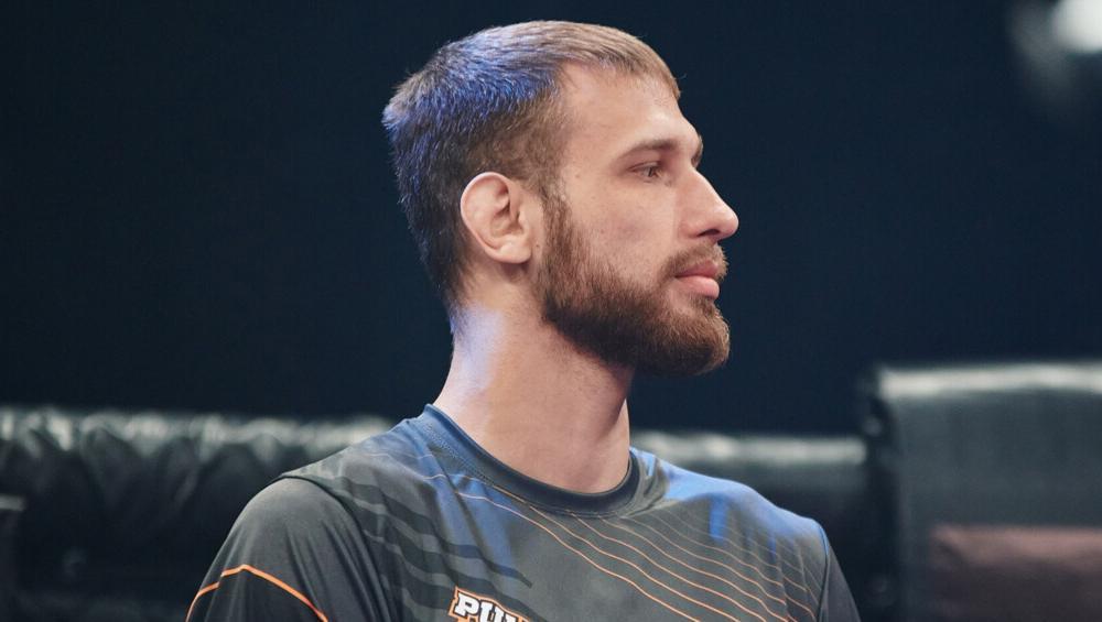 Ateba Gautier contre Andrey Pulyaev : une opposition de styles explosifs prévue sur la carte de l’UFC 324