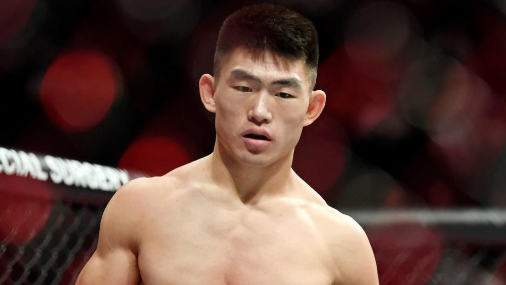 Le sniper Sean O'Malley face à la puissance de Song Yadong dans un duel décisif à Las Vegas