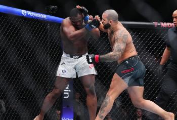 Josh Hokit confirme son potentiel destructeur en écrasant Denzel Freeman dès le premier round | UFC 324