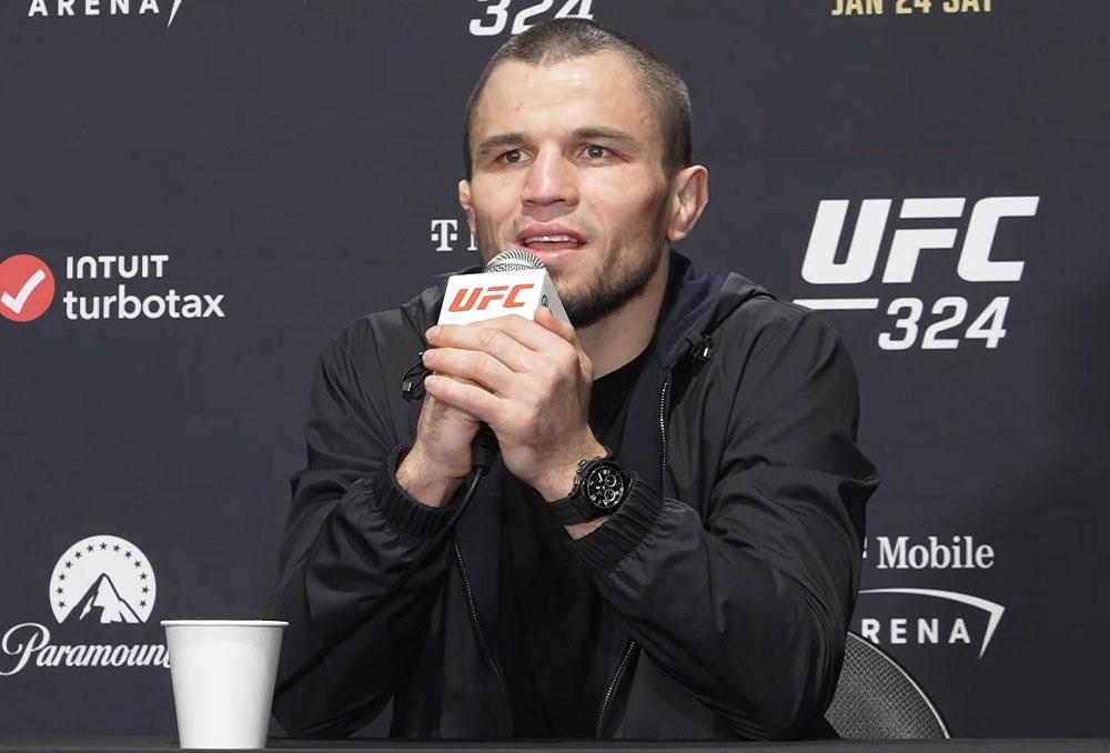 Umar Nurmagomedov critique le manque d'engagement de Deiveson Figueiredo dans la cage | UFC 324