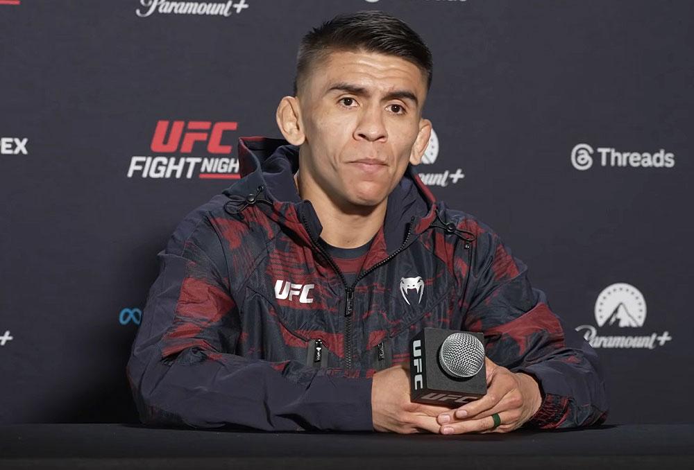Mario Bautista compte exploiter l'agressivité excessive de Vinicius Oliveira | UFC Fight Night 266