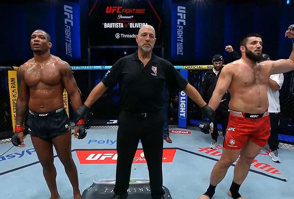 La passivité inquiétante de Jailton Almeida lui coûte la victoire face à Rizvan Kuniev | UFC Fight Night 266