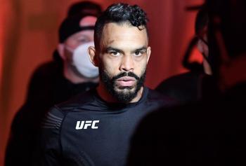 Rob Font analyse les lacunes de Raul Rosas Jr. et promet de le soumettre à une pression constante | UFC 326