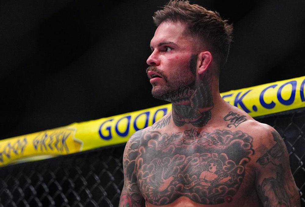 Cody Garbrandt vient à bout de Xiao Long lors d’un combat marqué par des incidents répétés et une double déduction de points | UFC 326