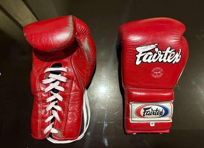 Pourquoi les gants de boxe sont l'accessoire n°1 du combattant MMA ?