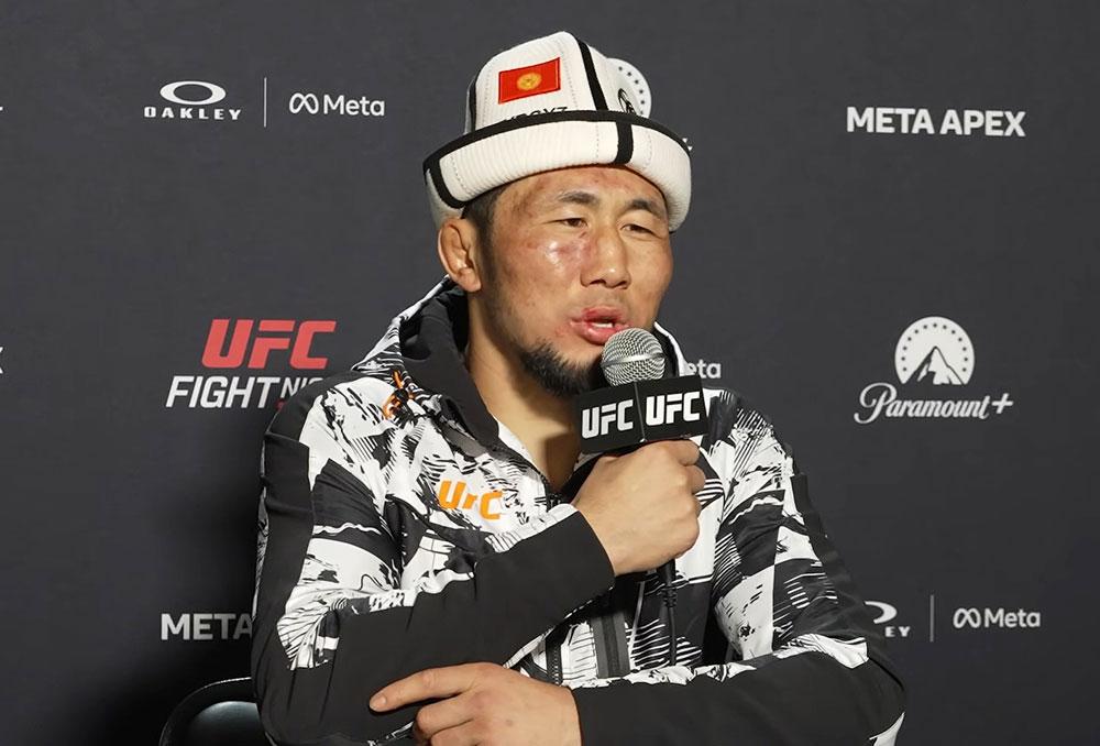 “Dieu m'a donné la victoire” : Myktybek Orolbai raconte son combat éprouvant en plein Ramadan | UFC Fight Night 269