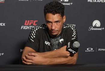 “Je ne suis pas satisfait” : Marwan Rahiki analyse ses lacunes défensives malgré son succès face à Harry Hardwick | UFC Fight Night 269