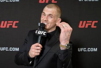 Ian Machado Garry accuse ouvertement Islam Makhachev de feindre une blessure pour éviter de l'affronter dans la cage