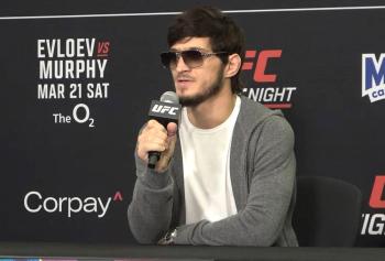 “Seuls les amateurs pensent que je suis ennuyeux” : Movsar Evloev répond aux critiques sur son style | UFC Fight Night 270