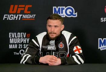 Nathaniel Wood mise sur sa supériorité technique en boxe pour neutraliser l'agressivité de Losene Keita | UFC Fight Night 270