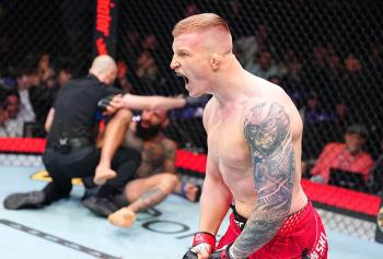 Iwo Baraniewski pulvérise Austen Lane par TKO lors d’une performance éclair de vingt-huit secondes | UFC Fight Night 270