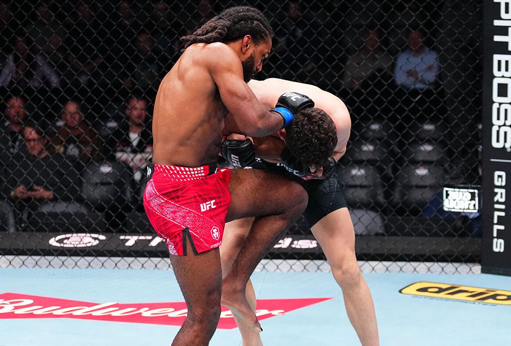 Lance Gibson Jr s'impose avec la manière face à Chase Hooper et honore son héritage familial | UFC Fight Night 271