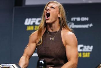 Kayla Harrison dévoile son calendrier de reprise après son opération des cervicales