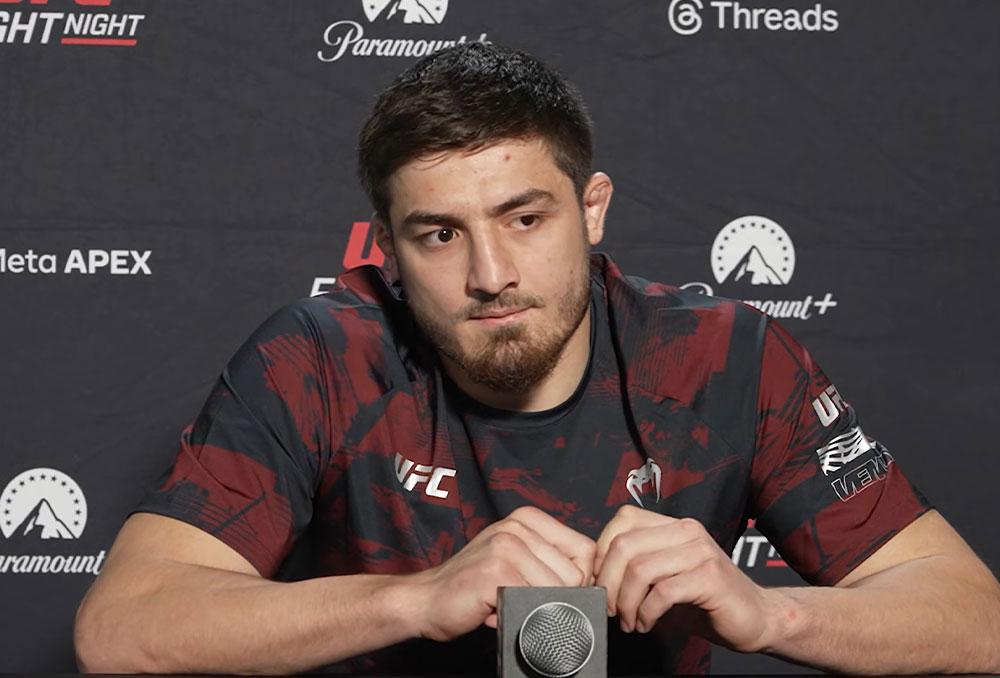 “Je n’ai pas encore montré ma lutte” : Abdul-Rakhman Yakhyaev promet une démonstration complète face à Brendson Ribeiro | UFC Fight Night 272