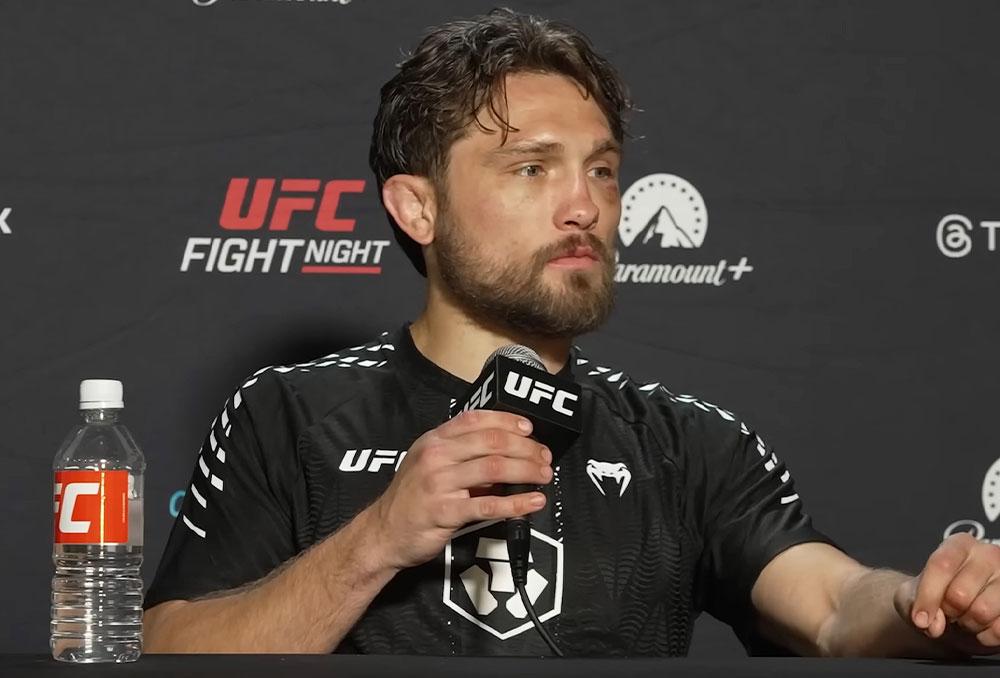 Ethyn Ewing explique comment il a brisé la résistance de Rafael Estevam avant le TKO | UFC Fight Night 272