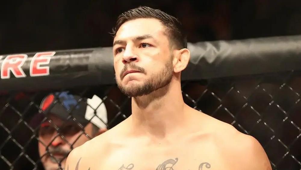 Cub Swanson privilégie le spectacle une dernière fois en acceptant le défi risqué de Nate Landwehr à l'UFC 327