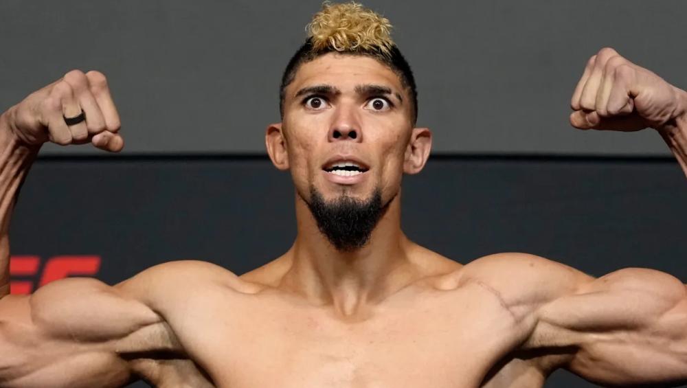 Duel de finisseurs entre Dominick Reyes et Johnny Walker : un combat crucial pour la suite de leur carrière respective | UFC 327