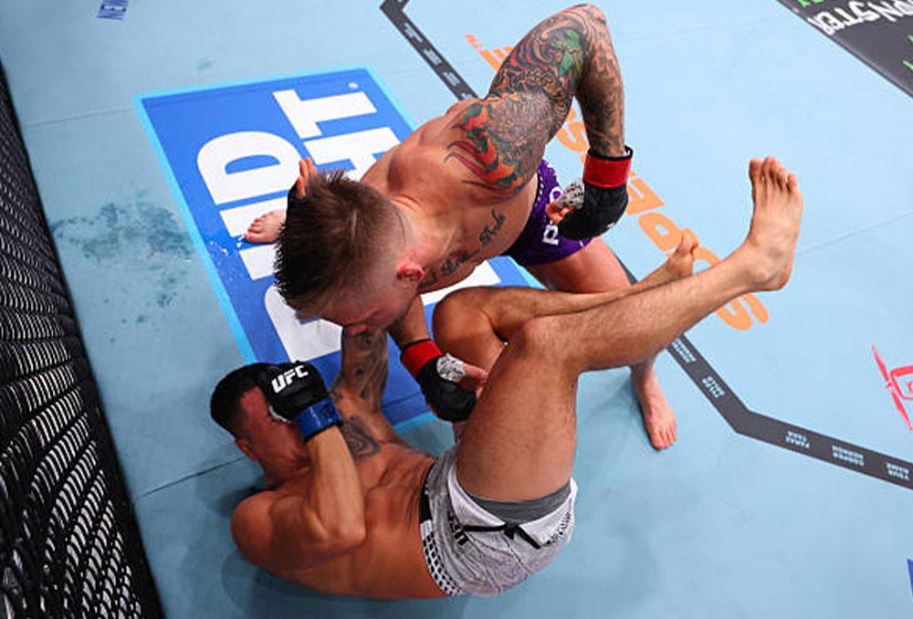 Charles Radtke domine largement Francisco Prado en s’appuyant sur sa lutte pour s’offrir une victoire nette à la décision | UFC 327