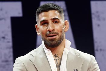 Ilia Topuria écarte Arman Tsarukyan de ses priorités et promet de lui briser la mâchoire dès le premier round