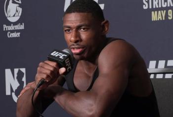Joaquin Buckley tourne en dérision les questions des journalistes avant son combat contre Sean Brady | UFC 328
