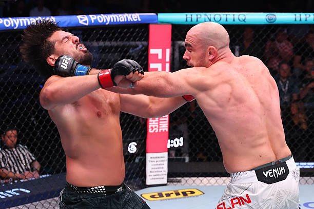 La solidité d’Ivan Erslan fait la différence contre un valeureux Tuco Tokkos | UFC Fight Night 276