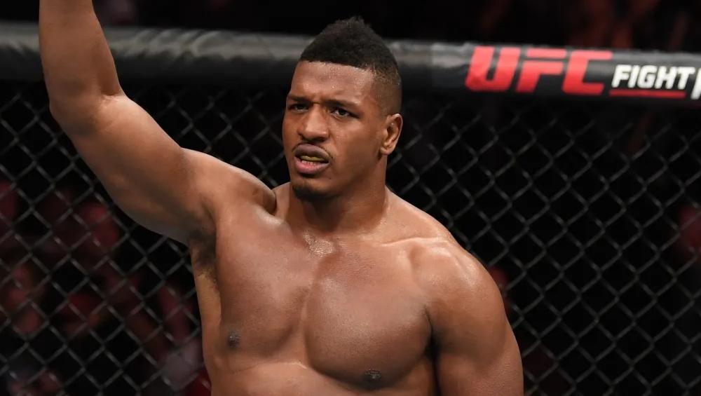 Le puncheur chinois Mingyang Zhang face au redoutable vétéran américain Alonzo Menifield | UFC Fight Night 277