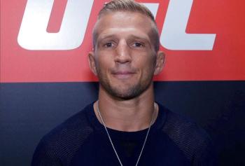 UFC 328 : Khamzat Chimaev aurait offert un million de dollars à Sean Strickland pour annuler leur combat
