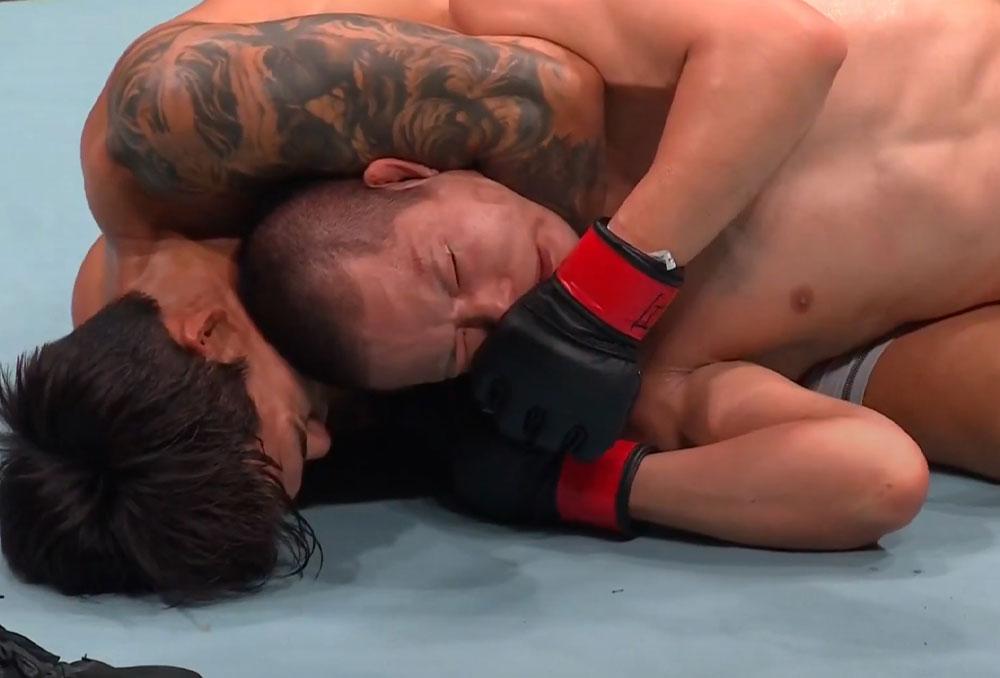 YoungJae Song s'impose par étranglement arrière face à Jin Aoi | Road to UFC
