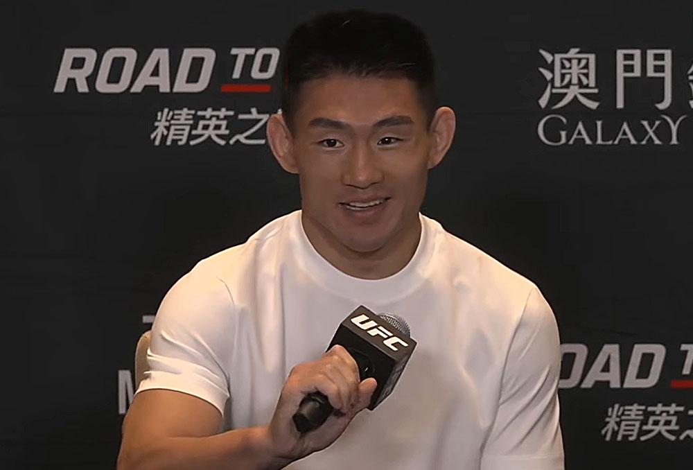 Ajustements stratégiques : L'entraîneur de boxe Rudy Hernandez intègre le staff de Song Yadong | UFC Fight Night 277
