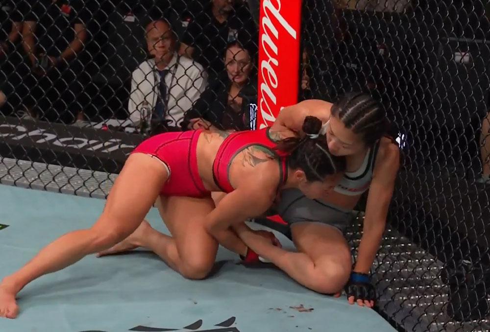 Meng Bo élimine Arisa Matsuda et rejoint Machi Fukuda pour le tour suivant du tournoi | Road to UFC