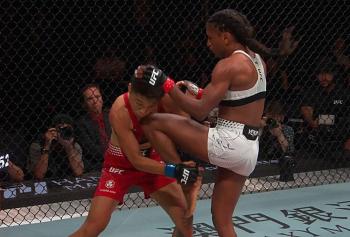 Angela Hill surclasse la star Xiong Jing Nan par décision unanime après une véritable démonstration | UFC Fight Night 277