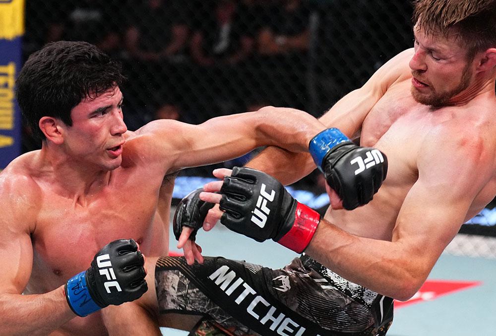 Santiago Luna cède face à l'expérience et à la maîtrise technique de Bryce Mitchell | UFC Fight Night 278